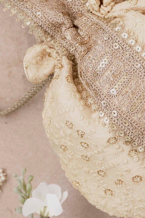 Mughal Beige Potli